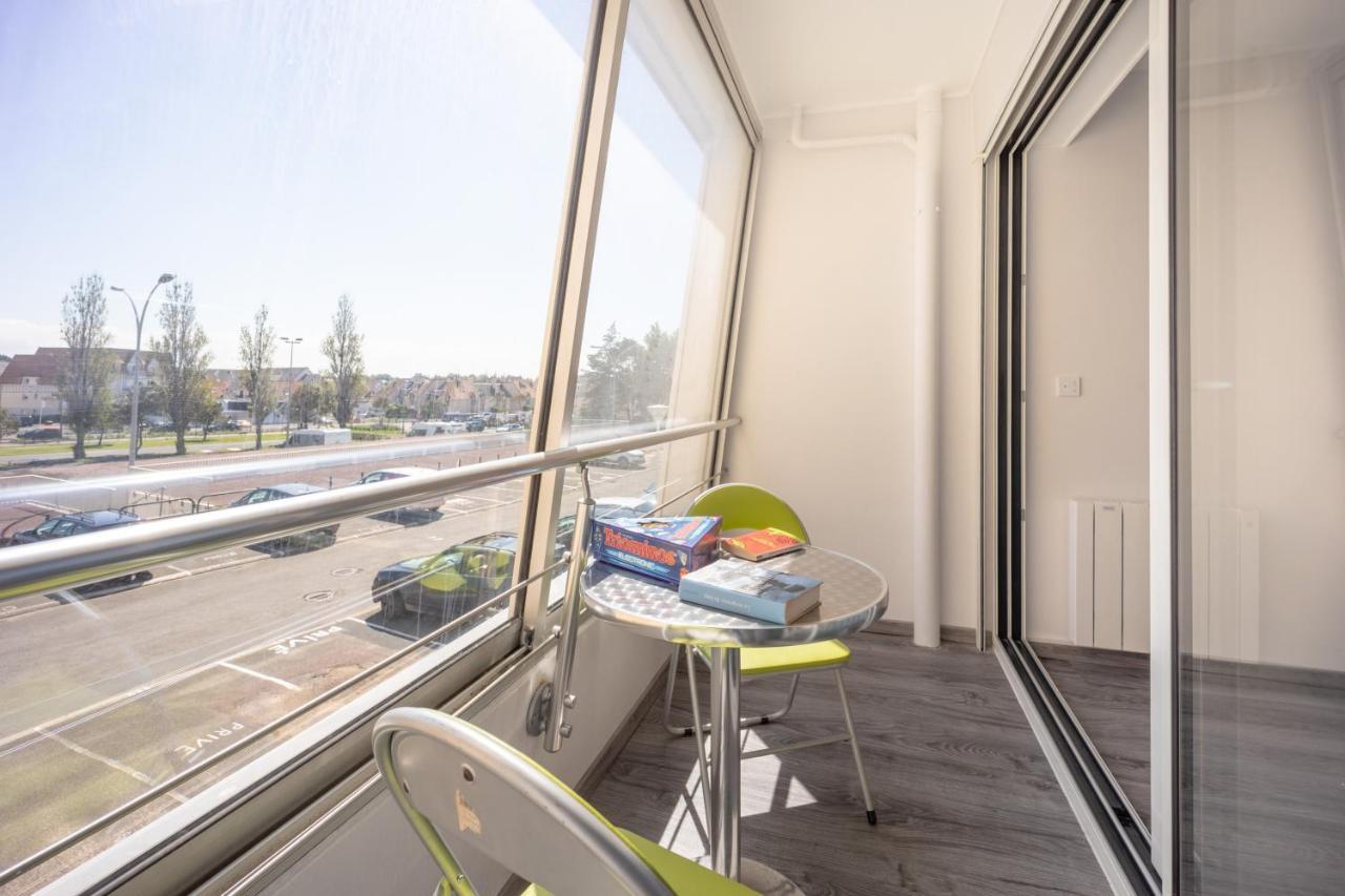 Appartement Les Vagues à Courseulles-sur-Mer Extérieur photo